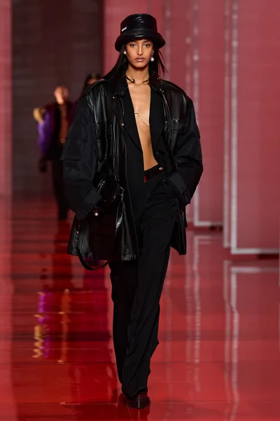 Look 20